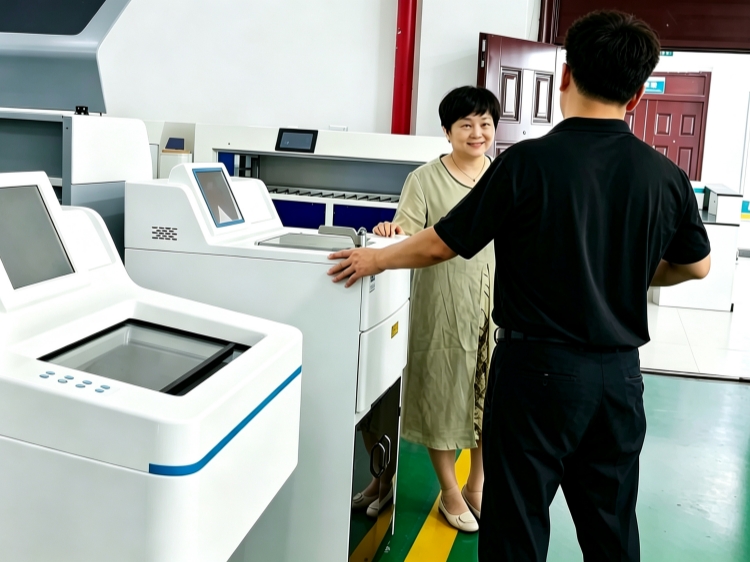 孝南区政协副主席沈秋菊深入阔海医疗走访、调研